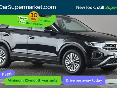 Usado VW T-Roc Life 110 HP (80 kW) 2023 Preto SUV