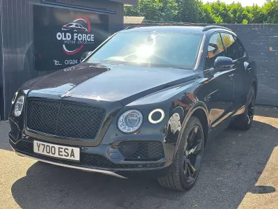 Used Bentley Bentayga 550 HP (404 kW) 2018 Black SUV