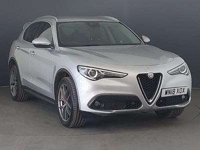 Begagnad Alfa Romeo Stelvio Edizione Speciale 210 HK (154 kW) 2018 Silver SUV