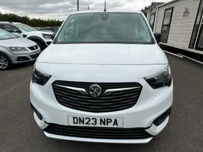 Used Vauxhall Combo 100 HP (73 kW) 2023 White MPV