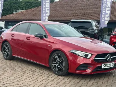 Used Mercedes A180 Executive 116 HP (85 kW) 2022 Red Sedan