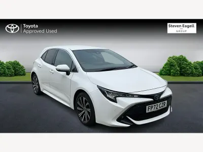 Used Toyota Corolla Design 140 HP (102 kW) 2022 White Hatchback