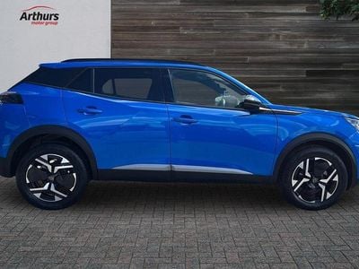 Begagnad Peugeot 2008 Allure 129 HK (94 kW) 2023 Blå SUV