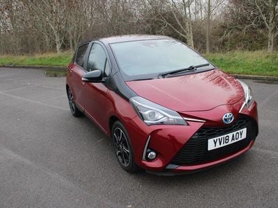 Red/black Used 2018 Toyota Yaris Hybrid Hatchback | £11,795 (Good price)