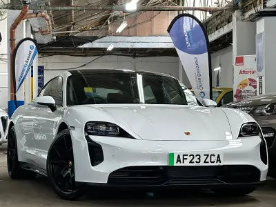 Used Porsche Taycan Performance Package 439 kW (598 HP) 2023 White Sedan