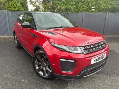 Begagnad Land Rover Range Rover evoque Landmark 2018 Röd Kombi