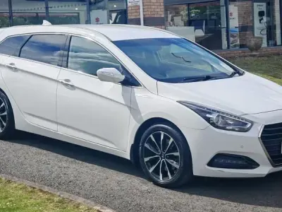 Used Hyundai i40 SE 2015 White Estate