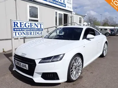 Begagnad Audi TT S-Line 260 HK (191 kW) 2015 Vit Sportkupé