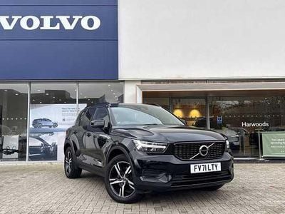 Used Volvo XC40 R-Design 194 HP (142 kW) 2022 SUV