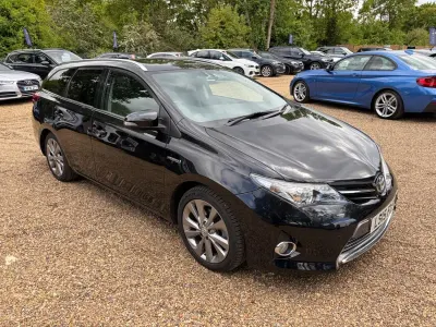 Usado Toyota Auris Hybrid
