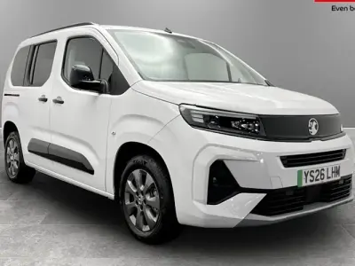 New Vauxhall Combo Ultimate 100 kW (136 HP) 2026 MPV