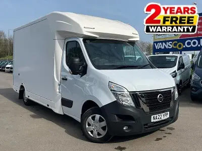Used Nissan Interstar Tekna 135 HP (99 kW) 2022 White Van