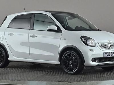 Used Smart ForFour 71 HP (52 kW) 2016 White Hatchback