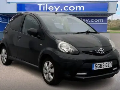 Used Toyota Aygo Style 68 HP (50 kW) 2013 Black Hatchback