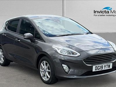 Used Ford Fiesta Zetec 100 HP (73 kW) 2019 Magnetic grey metallic Hatchback