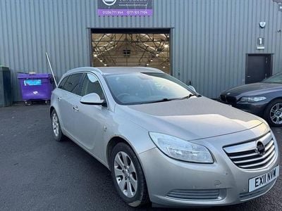 Used Vauxhall Insignia 160 HP (117 kW) 2011 Silver Estate