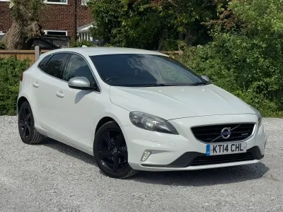 Usado Volvo V40 R-Design 115 HP (84 kW) 2014 Branco Citadino