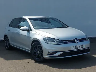 Used VW Golf VII Match 130 HP (95 kW) 2019 Silver Hatchback
