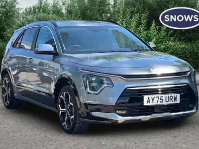 Używany Kia Niro 127 KM (93 kW) 2025 Szary SUV