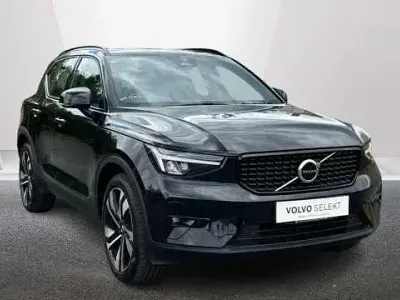 Usado Volvo XC40 Plus 194 CV (142 kW) 2025 SUV
