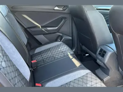 Używany VW T-Roc Black Edition 150 KM (110 kW) 2025 Czarny SUV