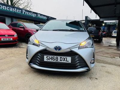 Silver Used 2019 Toyota Yaris Hybrid Hatchback | £1,049,500