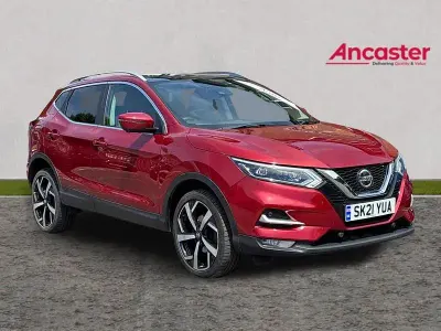 Used Nissan Qashqai N-Motion 155 HP (114 kW) 2021 Red SUV