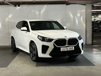 Begagnad BMW X2 M Sport 168 HK (123 kW) 2025 Vit SUV