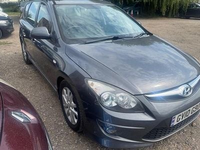 Grey Used 2010 Hyundai i30 Comfort Estate | £3,495 (Expensive)