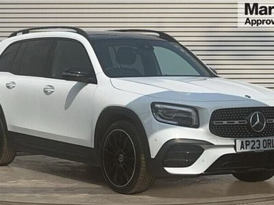 Mercedes GLB220