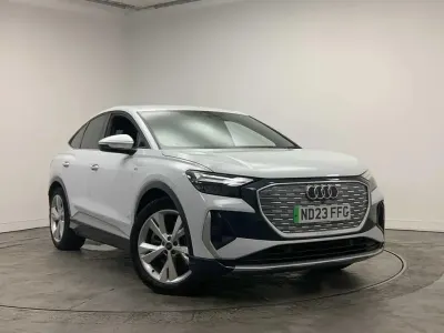 Used Audi Q4 e-tron S-Line 150 kW (204 HP) 2023 White SUV