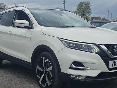 Used Nissan Qashqai Tekna 2018 Pure white SUV