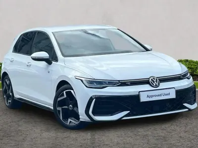 Used VW Golf VIII R-line 150 HP (110 kW) 2025 White Hatchback