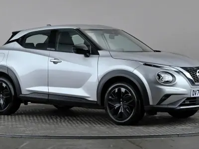 Gebraucht Nissan Juke Acenta 114 PS (83 kW) 2024 Silber SUV