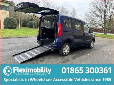 used Fiat Doblò DobloEASY Diesel Wheelchair Accessible Vehicle YX67VVW