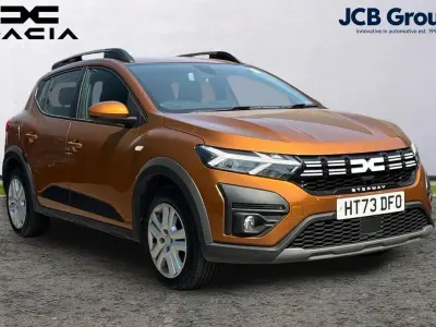 Used Dacia Sandero Expression 90 HP (66 kW) 2023 Orange Hatchback