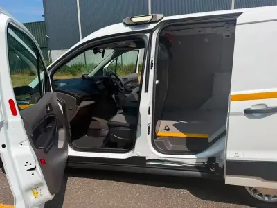 Used Ford Transit 100 HP (73 kW) 2019 White Van