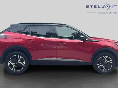 Used Peugeot 2008 GT 129 HP (94 kW) 2023 Red SUV