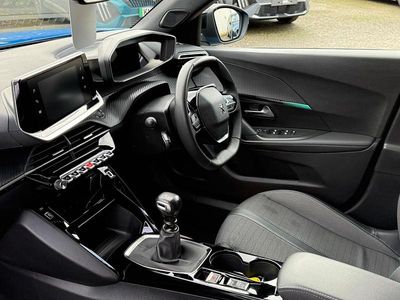 Used Peugeot 2008 Allure+ 100 HP (73 kW) 2023 Blue SUV