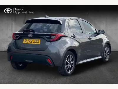 Used Toyota Yaris Hybrid Design 116 HP (85 kW) 2022 Grey Hatchback