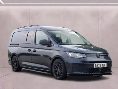 Usado VW Caddy 122 HP (89 kW) 2022 Azul Monovolume