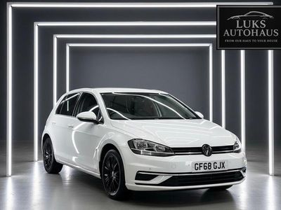 Used VW Golf VII SE 110 HP (80 kW) 2018 White Hatchback