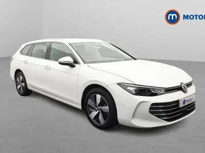 Używany VW Passat Life 204 KM (150 kW) 2025 Biały Kombi