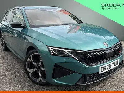 Used Skoda Octavia vRS 261 HP (191 kW) 2026 Water world green Estate