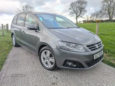 Usado Seat Alhambra Ecomotive 150 CV (110 kW) 2015 Gris Monovolumen