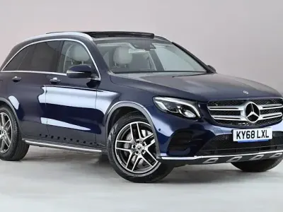 Used Mercedes GLC250 AMG Line Premium 204 HP (150 kW) 2018 Blue Estate