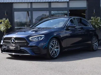 Usado Mercedes E200 AMG Line Premium 2023 Azul Sedan