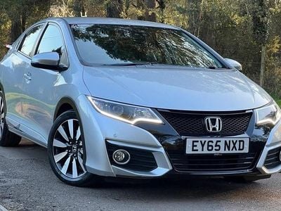 Used Honda Civic SE Plus 142 HP (104 kW) 2015 Silver Hatchback