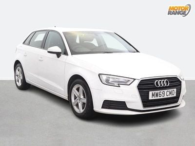 Begagnad Audi A3 Comfort 116 HK (85 kW) 2019 Vit Sedan
