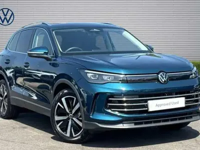 Used VW Tiguan Elegance 150 HP (110 kW) 2024 Blue SUV